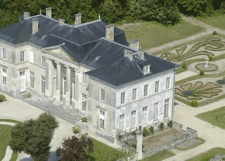 CHATEAU DE BUZAY CHATEAU DE BUZAY