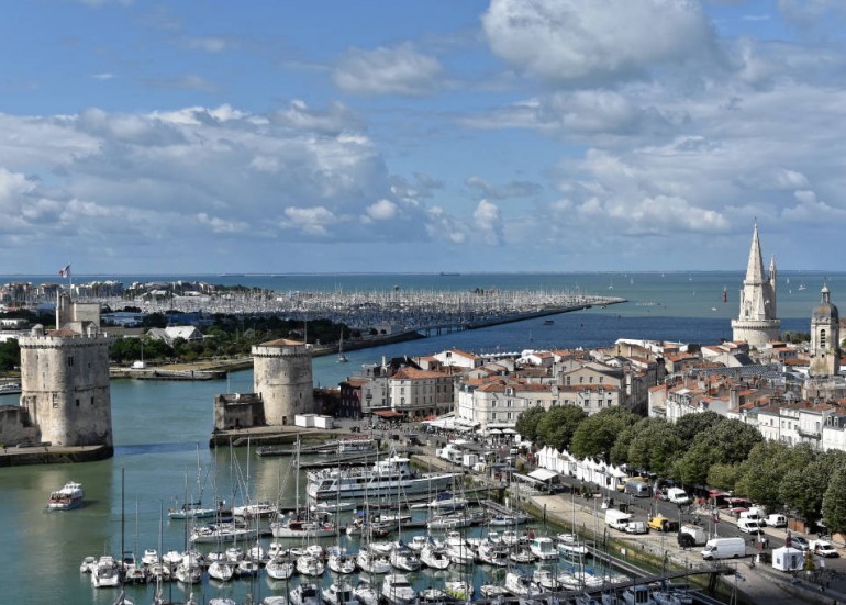 DER ALTE HAFEN DER ALTE HAFEN