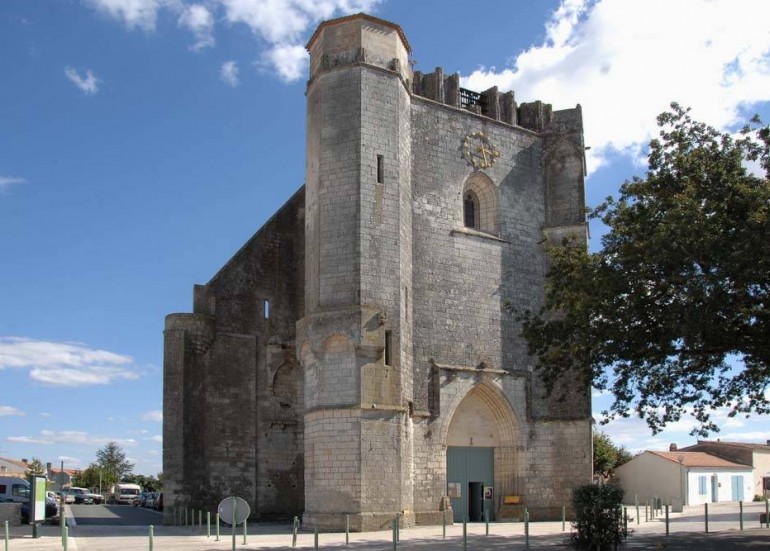 EGLISE SAINT PIERRE DE MARSILLY EGLISE SAINT PIERRE DE MARSILLY