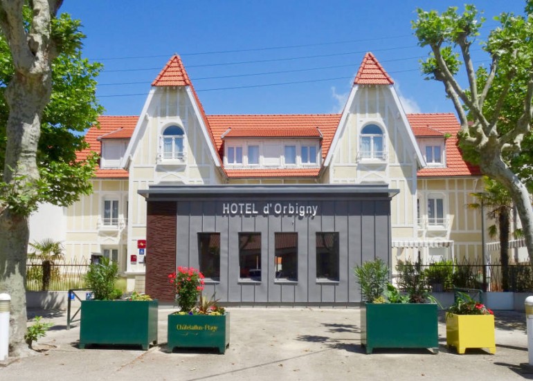 HÔTEL D'ORBIGNY HÔTEL D'ORBIGNY