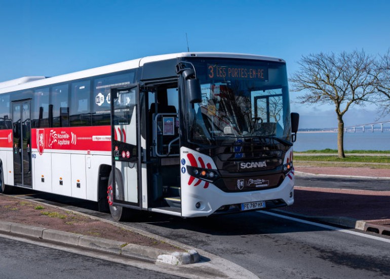 TRANSDEV EXPRESS SUD OUEST LA ROCHELLE - LIGNE 3/3E TRANSDEV EXPRESS SUD OUEST LA ROCHELLE - LIGNE 3/3E