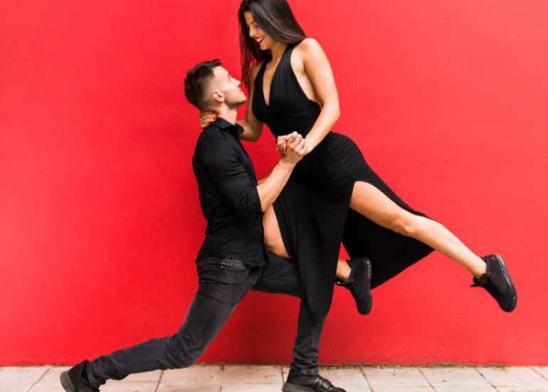 Cours de Tango argentin pour ados et adultes Cours de Tango argentin pour ados et adultes