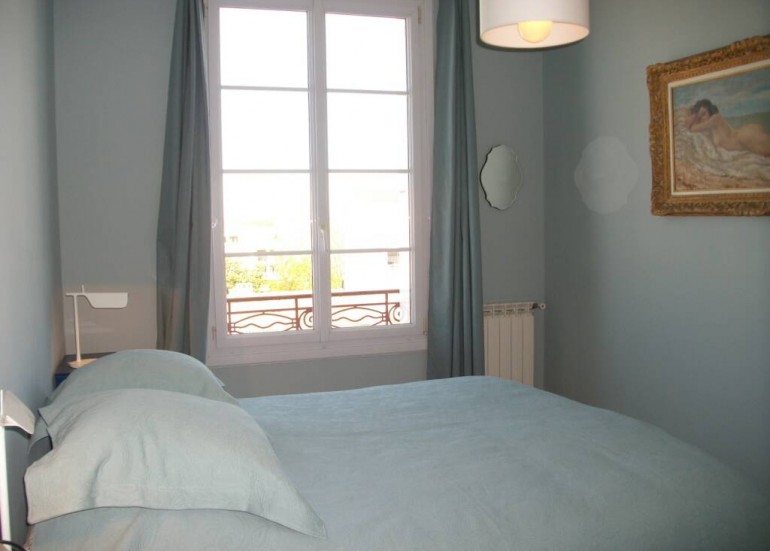 chambre vue sur cour, lit 160X200cm