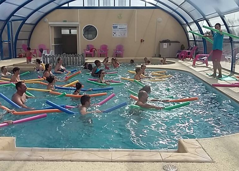 Camping Club OUVERT TOUTE L'ANNÉE - Village Vacances Le Lagon de la Prée ****