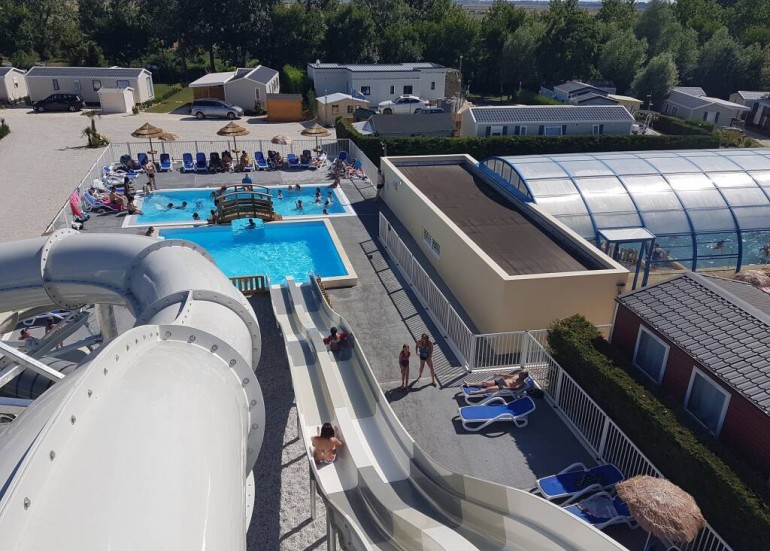 Camping Club OUVERT TOUTE L'ANNÉE - Village Vacances Le Lagon de la Prée ****