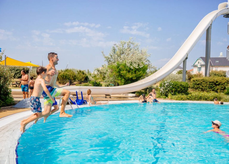 Fête d'anniversaire au Centre Aquatique Fête d'anniversaire au Centre Aquatique