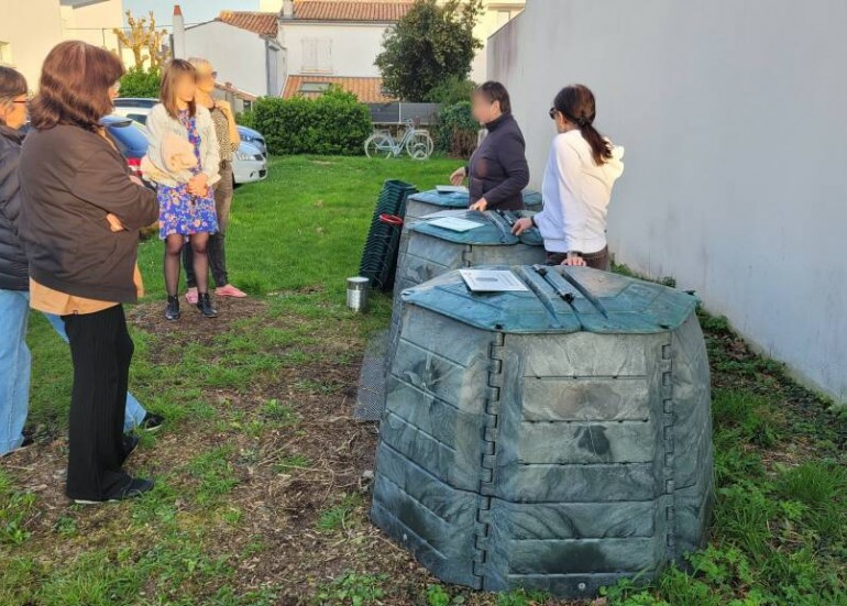 Visite de site de compostage partagé entre voisins