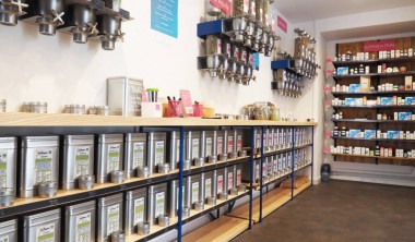 Plantes sèches en vrac et compléments alimentaires. « L’Herboristerie des Herbes Folles