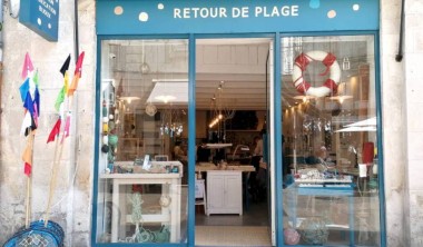 Boutique de bijoux artisanaux - Retour de Plage La Rochelle